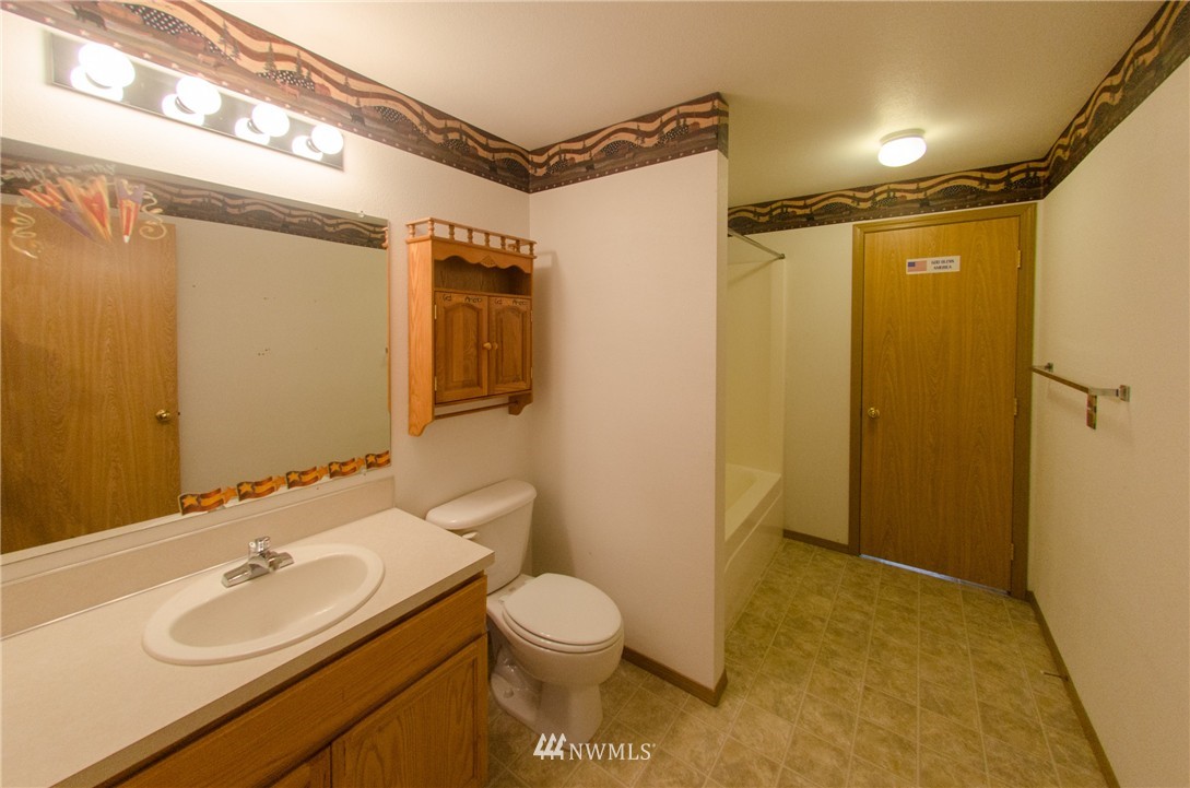 133 Wisner Creek Road Chehalis, WA 98532 - Photo 13 of 24