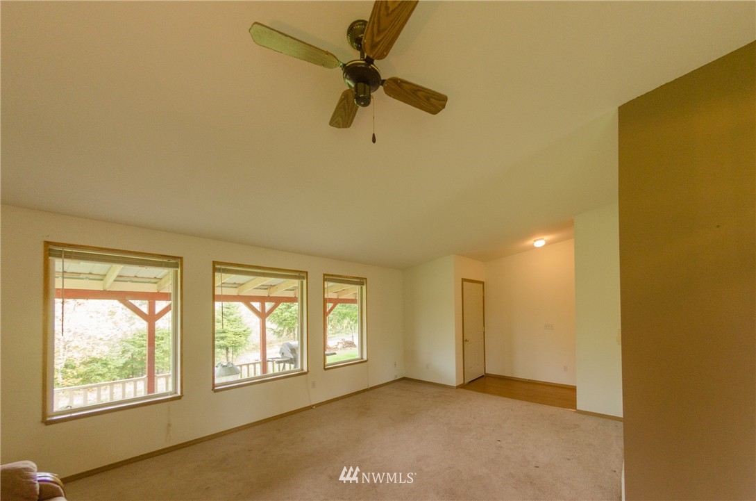 133 Wisner Creek Road Chehalis, WA 98532 - Photo 9 of 24