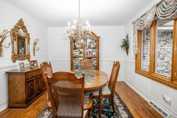 $474,900 | 7525 Halesia Court, Orland Park, IL 60462