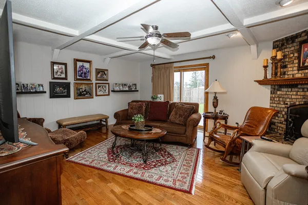 $474,900 | 7525 Halesia Court, Orland Park, IL 60462