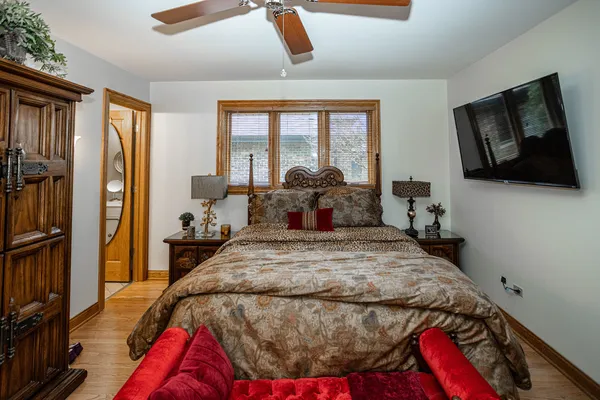 $474,900 | 7525 Halesia Court, Orland Park, IL 60462