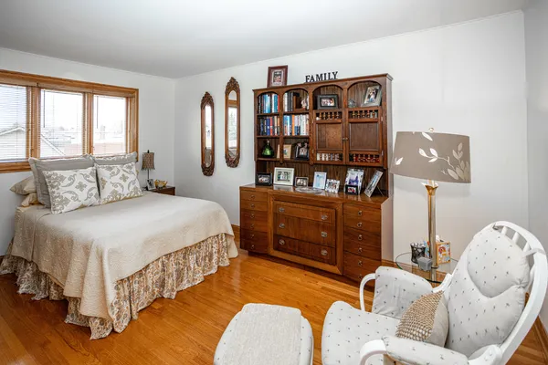 $474,900 | 7525 Halesia Court, Orland Park, IL 60462