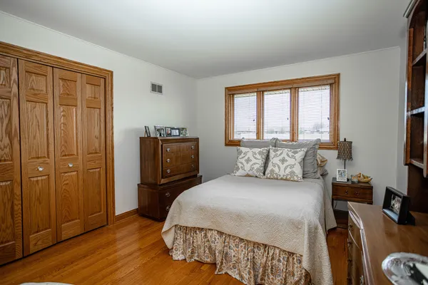 $474,900 | 7525 Halesia Court, Orland Park, IL 60462