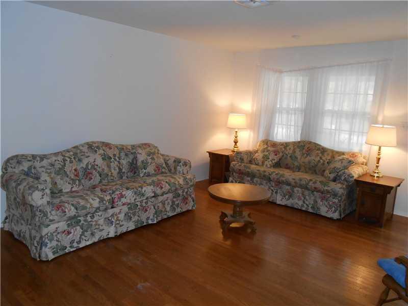 90 Park View Road Carmel, IN 46032 - Photo 3 of 14 Gallery Image 3