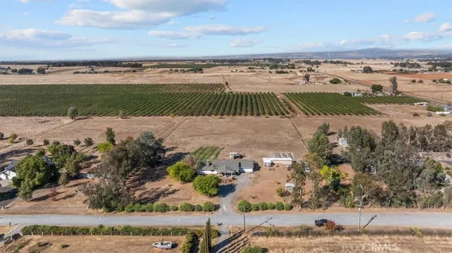 a view of a city street view