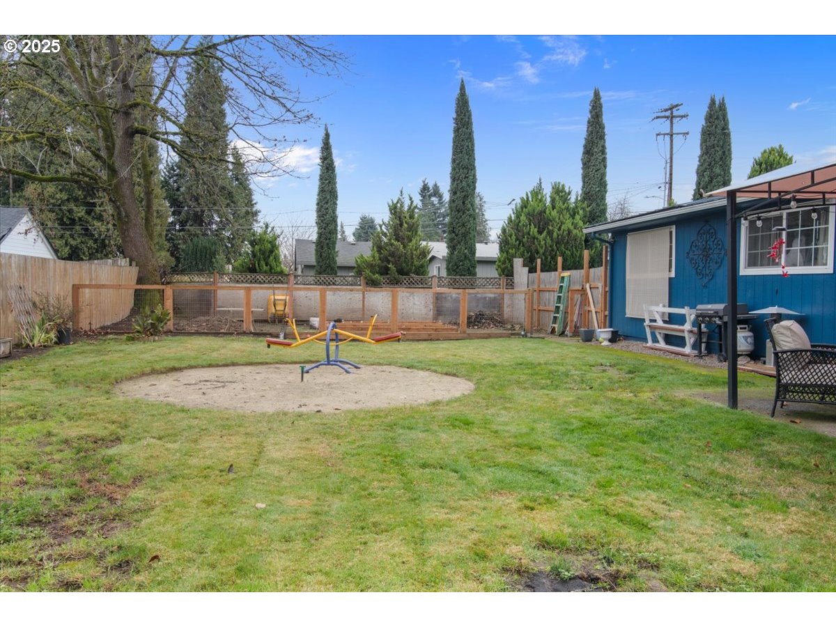 4020 Gary Street Northeast Keizer, OR 97303 - Photo 35 of 47