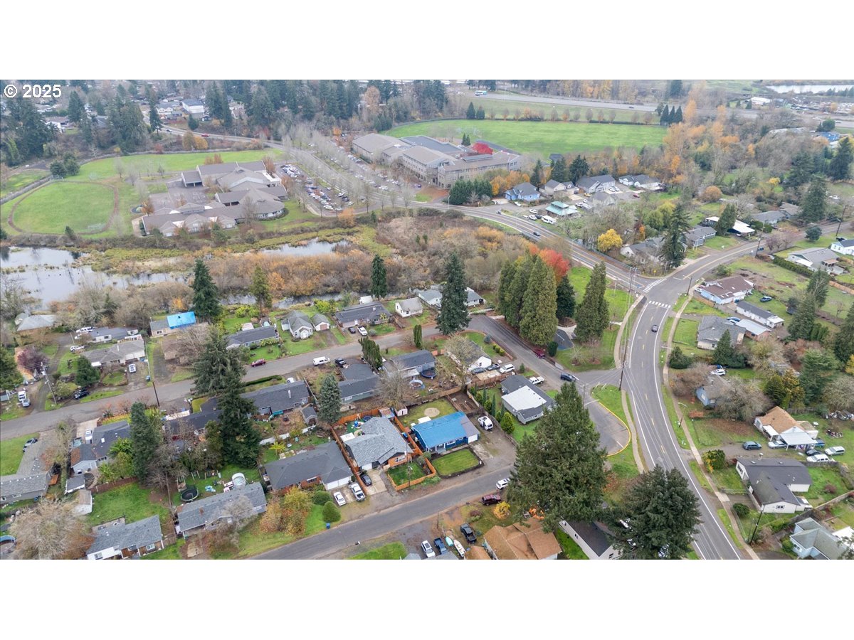 4020 Gary Street Northeast Keizer, OR 97303 - Photo 43 of 47