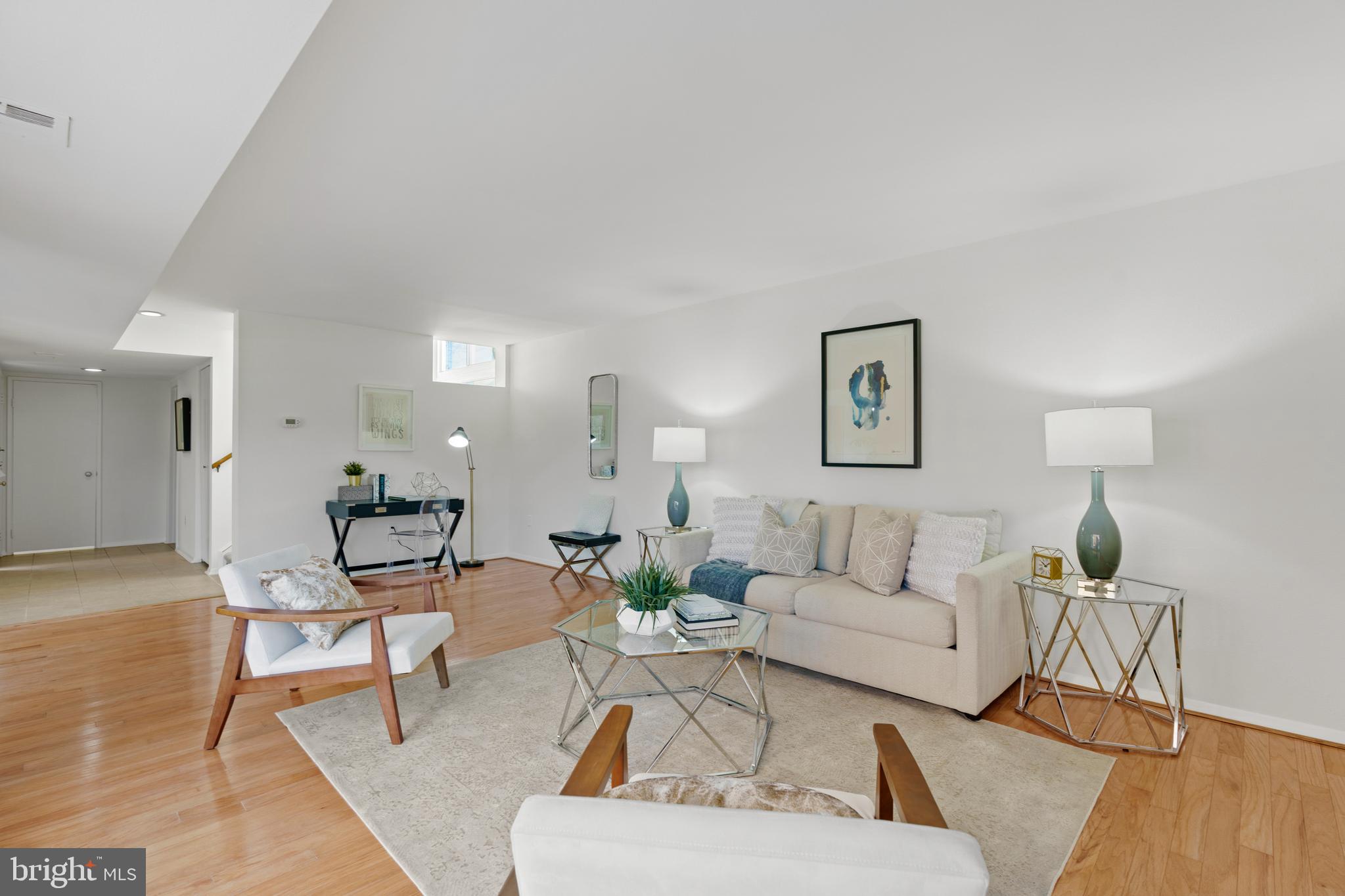 11458 Links Drive Reston, VA 20190 - Photo 6 of 39 Oversized Living Room with Hidden Creek Golf Cours
