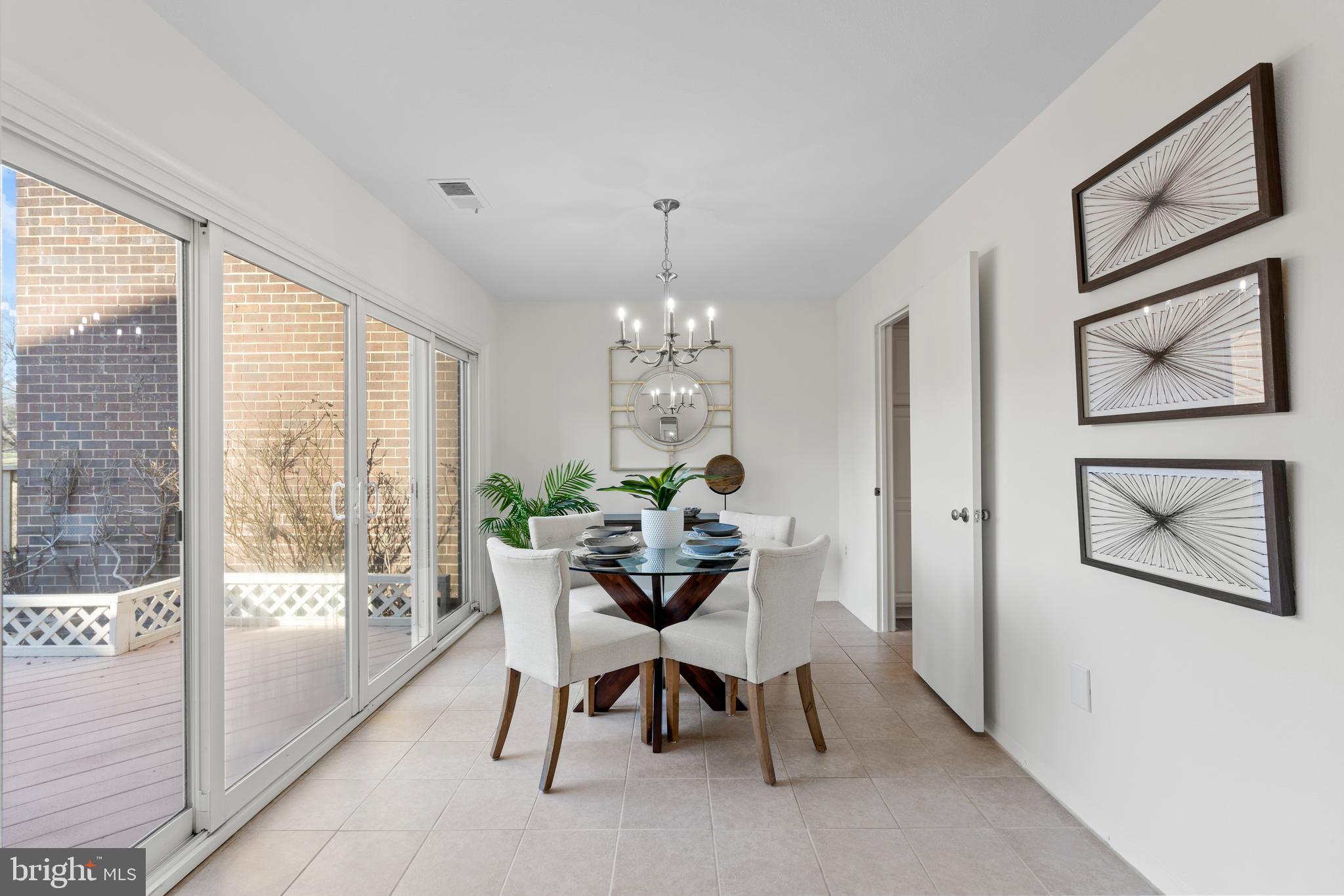 11458 Links Drive Reston, VA 20190 - Photo 8 of 39 Dining Room