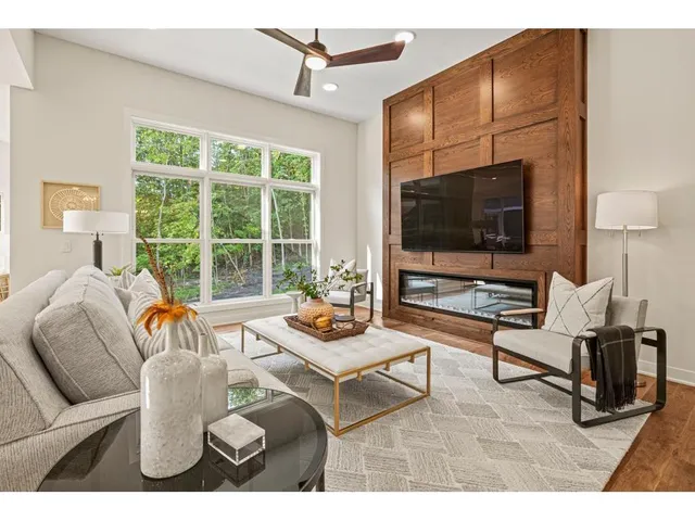 $755,000 | 101 Maple Court, Cannon Falls, MN 55009