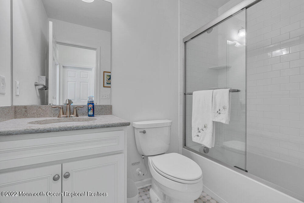 22 Harvest Ridge Road Howell, NJ 07731 - Photo 26 of 38 035_dsc05393