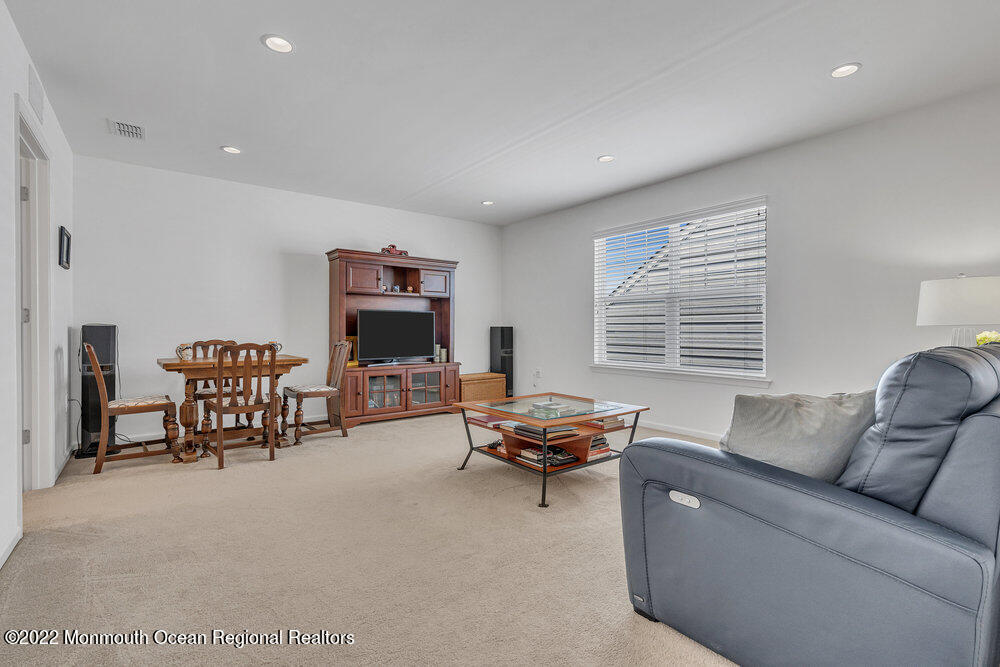 22 Harvest Ridge Road Howell, NJ 07731 - Photo 28 of 38 037_dsc05503
