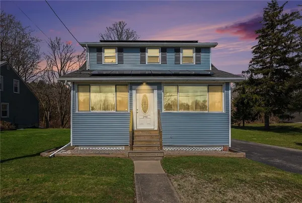 $218,000 | 2550 Norton Street, Irondequoit, NY 14609