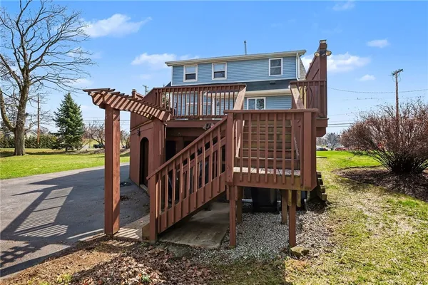$218,000 | 2550 Norton Street, Irondequoit, NY 14609