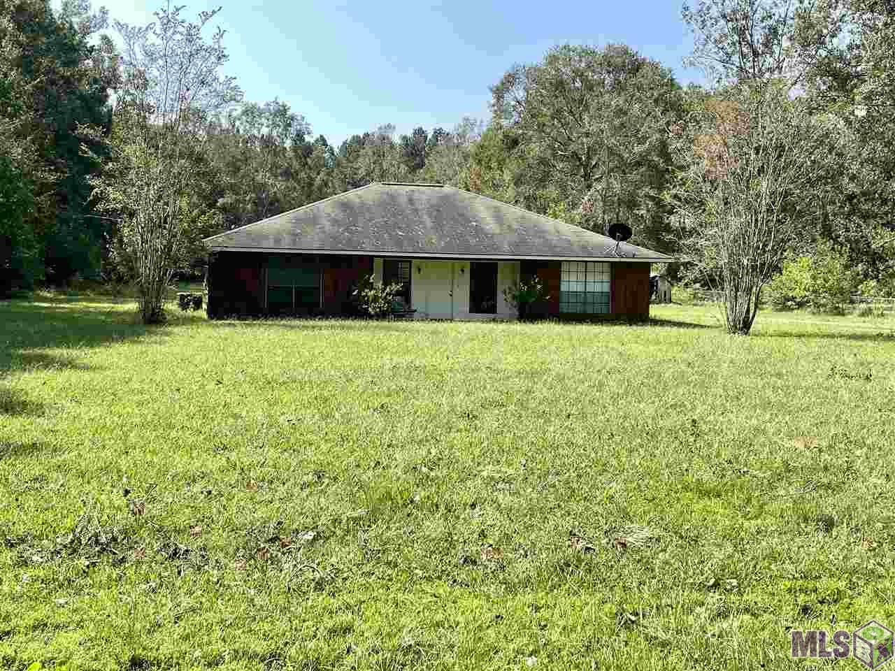 16680 Spring Ranch Road Livingston, LA 70754 - Photo 1 of 12 Front View