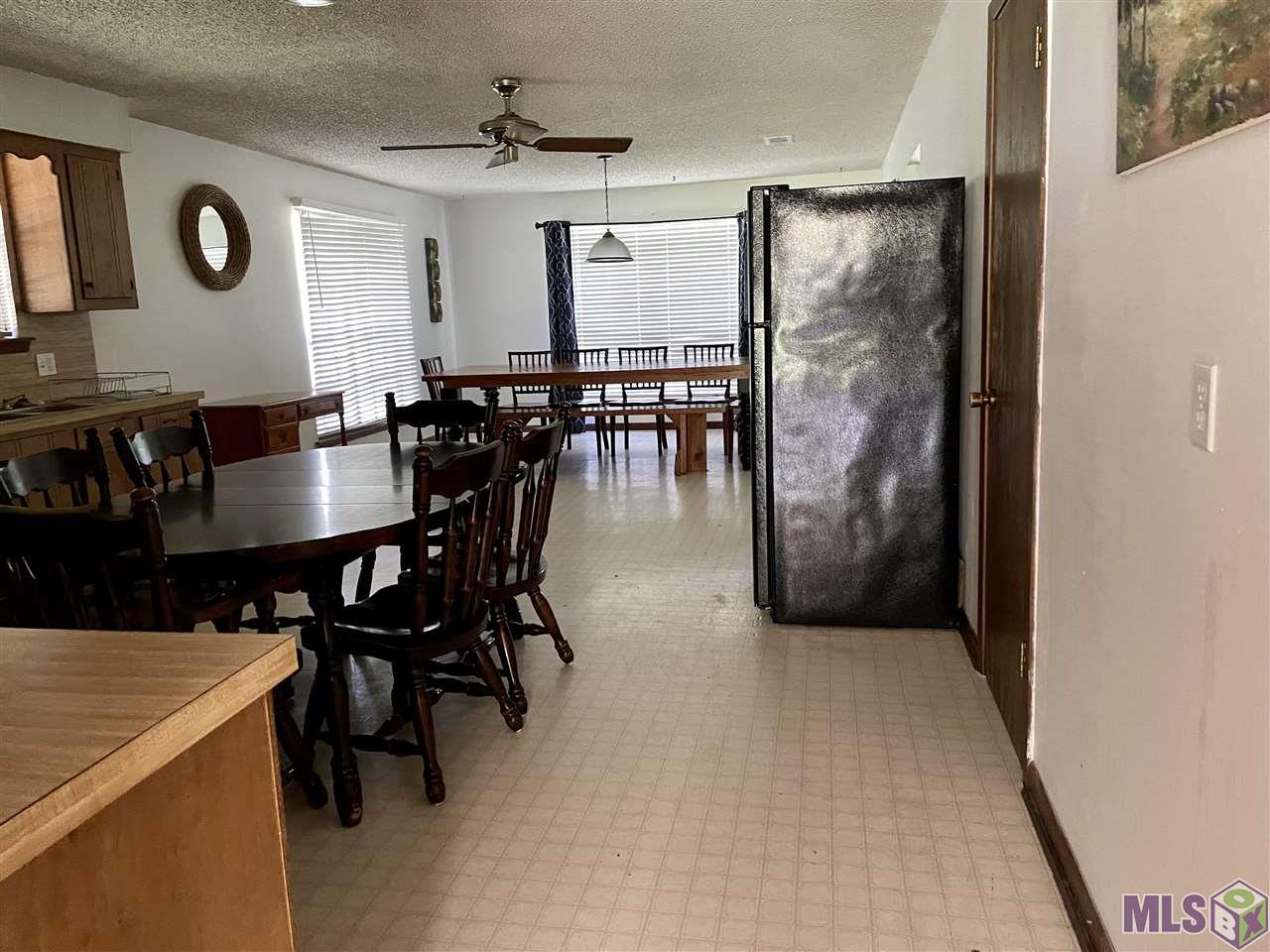 16680 Spring Ranch Road Livingston, LA 70754 - Photo 2 of 12 Kitchen