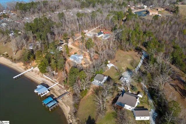 $315,000 | 135 Senecatu Drive, Waterloo, SC 29384