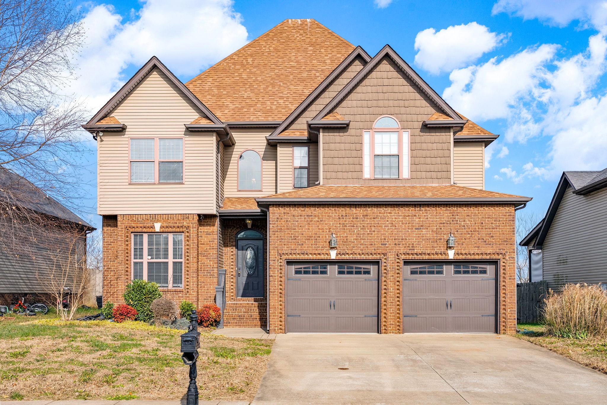 1900 Apache Way Clarksville, TN 37042 - Photo 3 of 50 a front view of a house with a yard