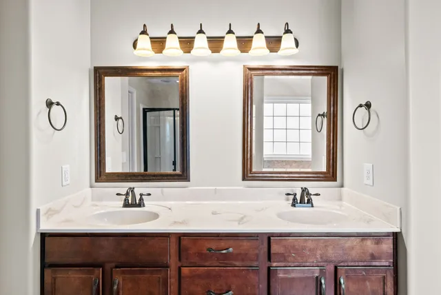 $2,250 | 1900 Apache Way, Clarksville, TN 37042