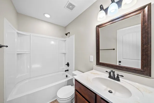 $2,250 | 1900 Apache Way, Clarksville, TN 37042