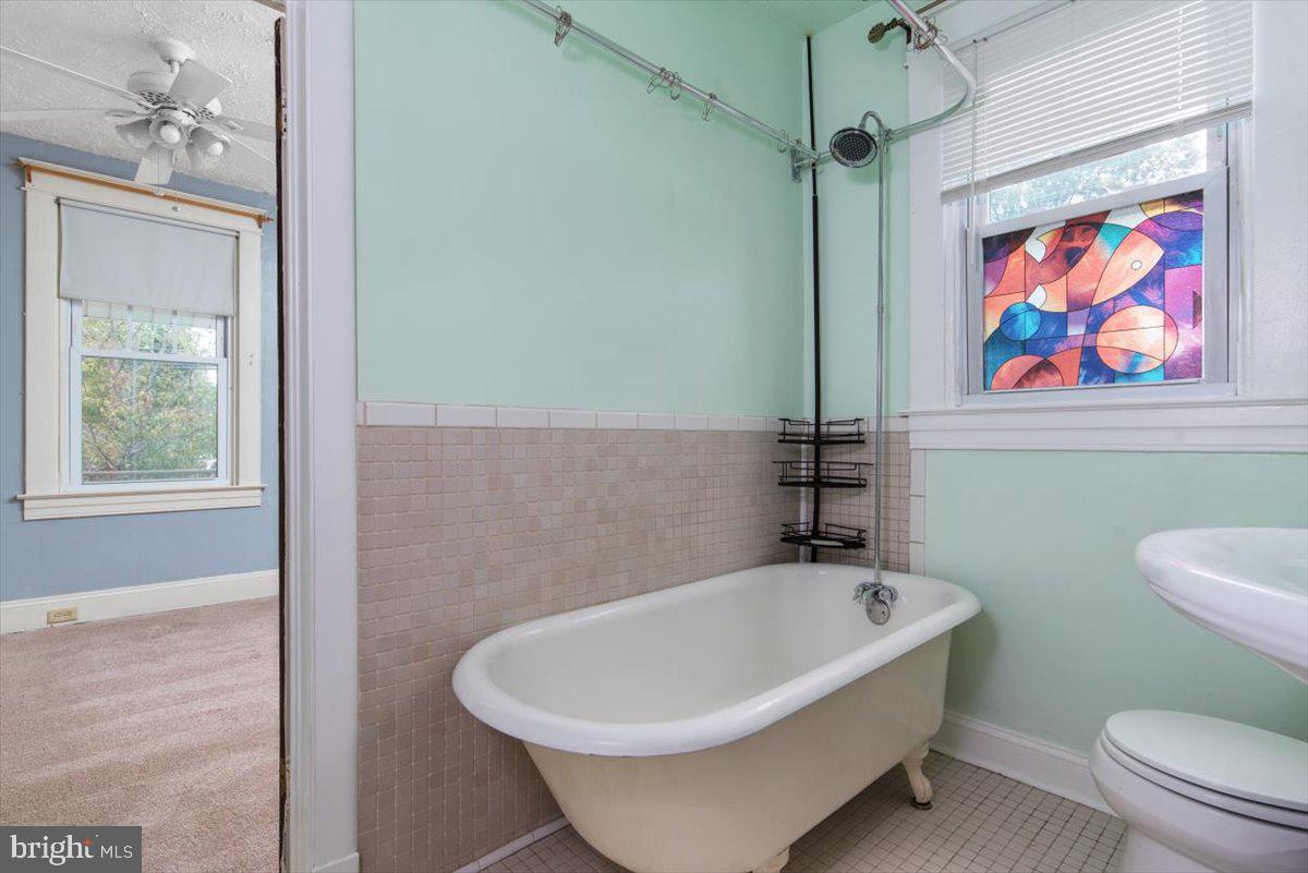 205 Charles Road Linthicum Heights, MD 21090 - Photo 22 of 33