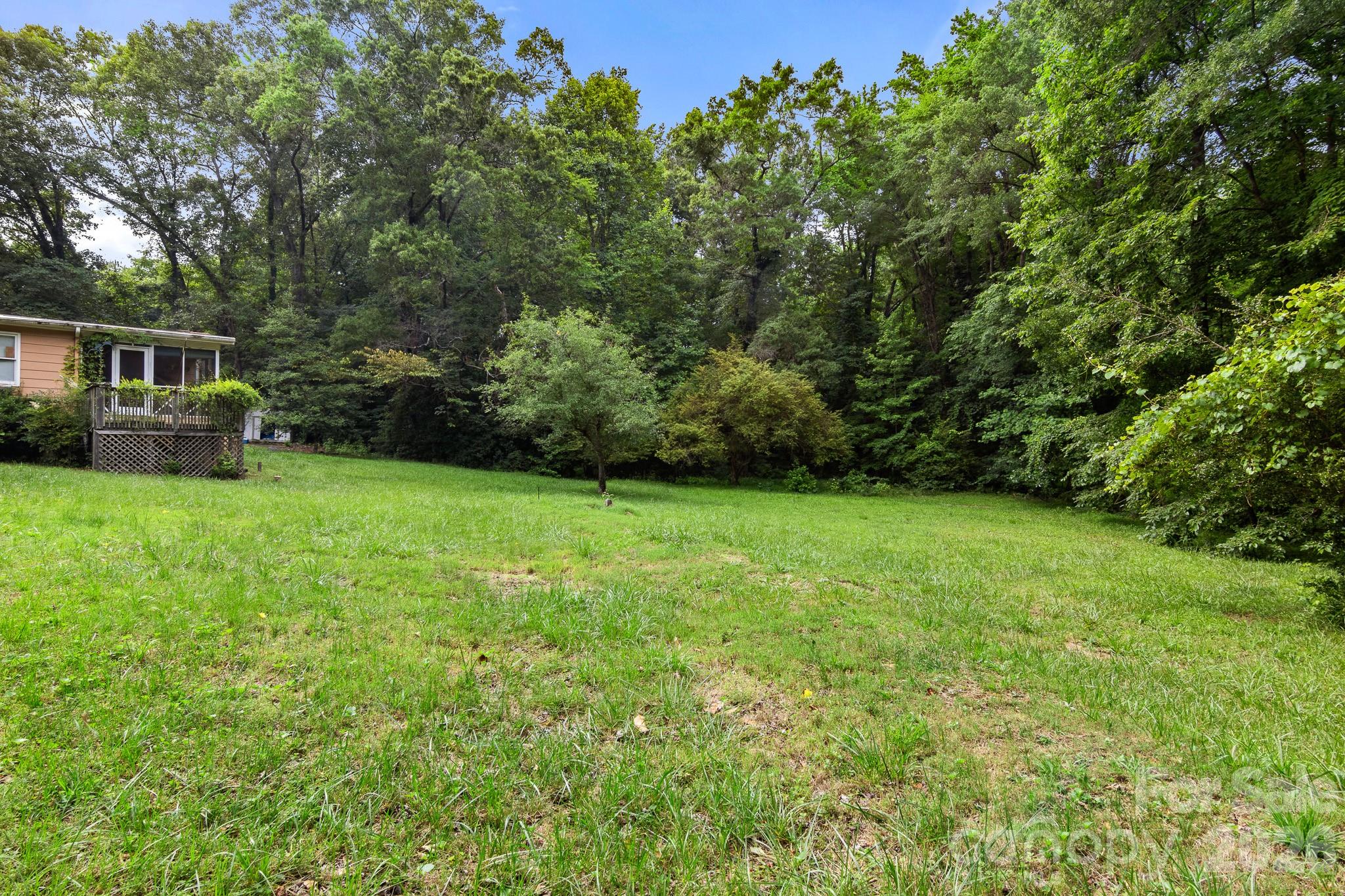 9225 Robinson Church Road Charlotte, NC 28215 - Photo 3 of 18