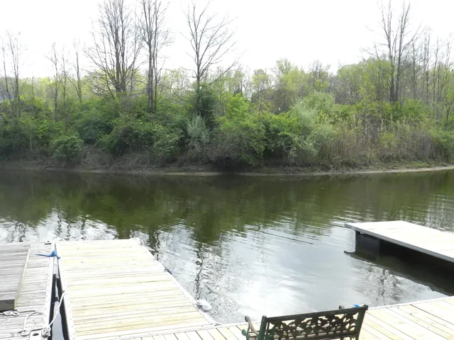 $49,900 | 519 Swan River Drive, Benton Harbor, MI 49022