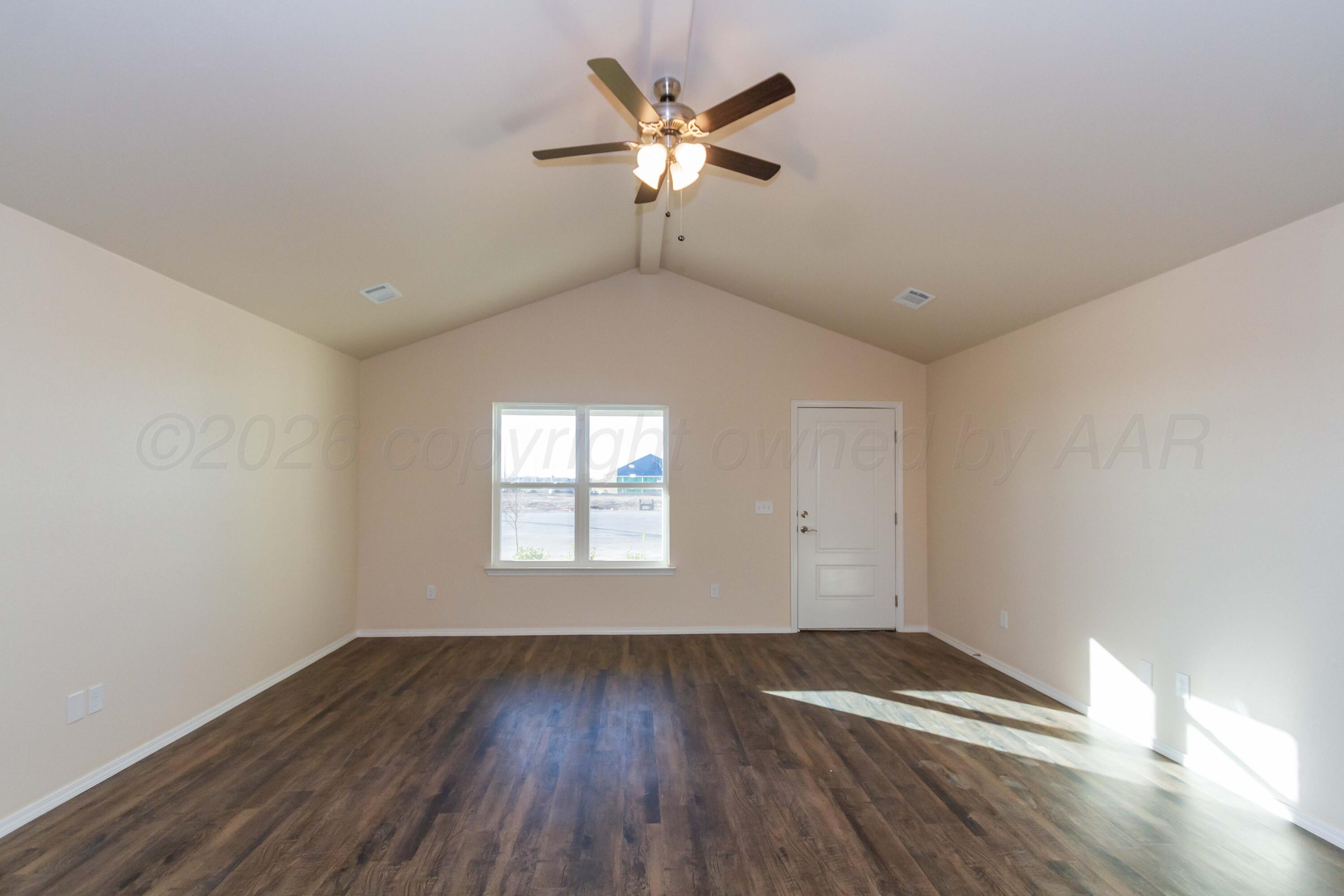 4202 Sunset Street Amarillo, TX 79118 - Photo 5 of 33 LIVING ROOM