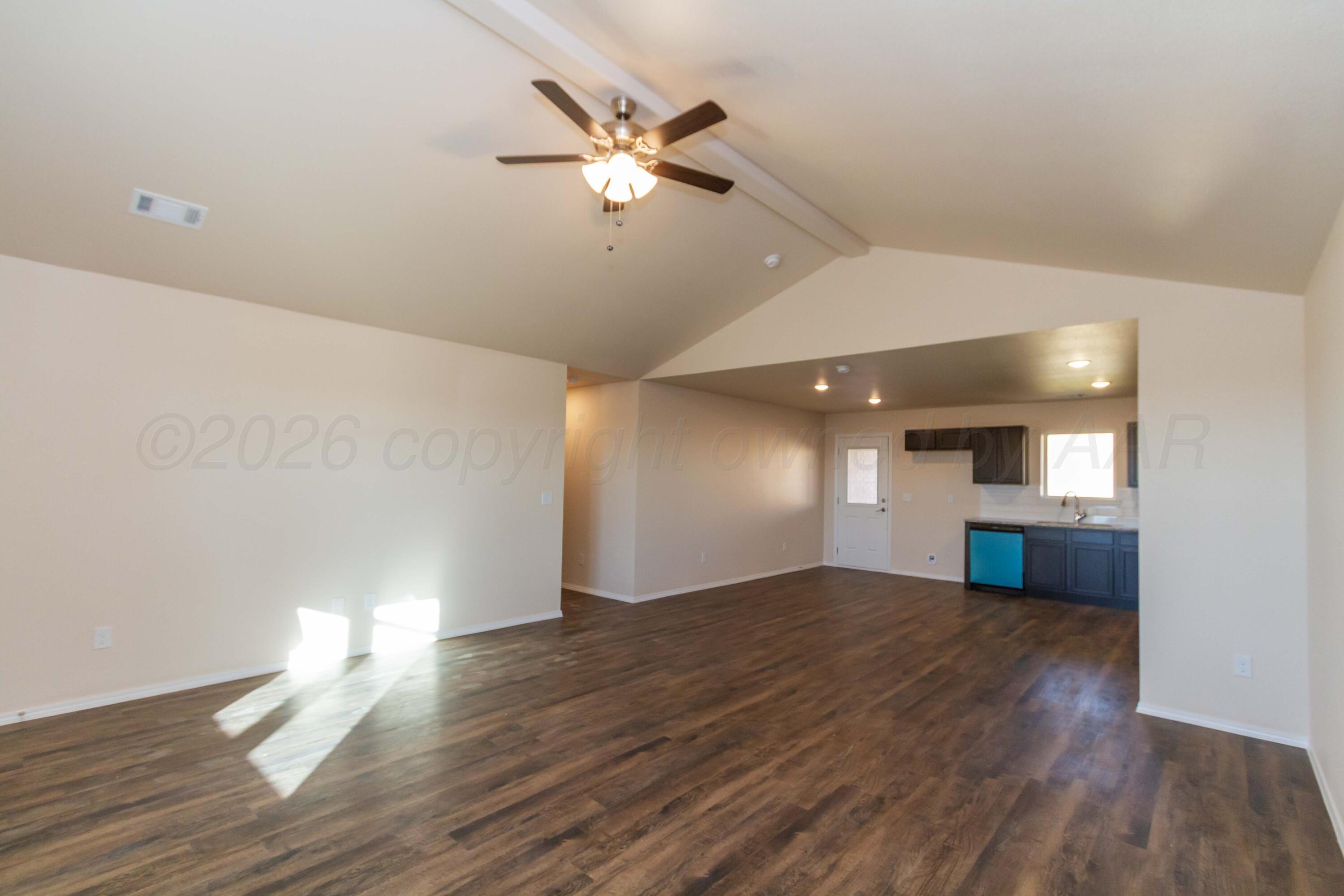 4202 Sunset Street Amarillo, TX 79118 - Photo 6 of 33 LIVING ROOM