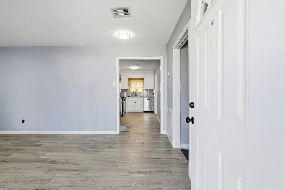 3106 Madeley Street Houston, TX 77093 - Photo 3 of 25