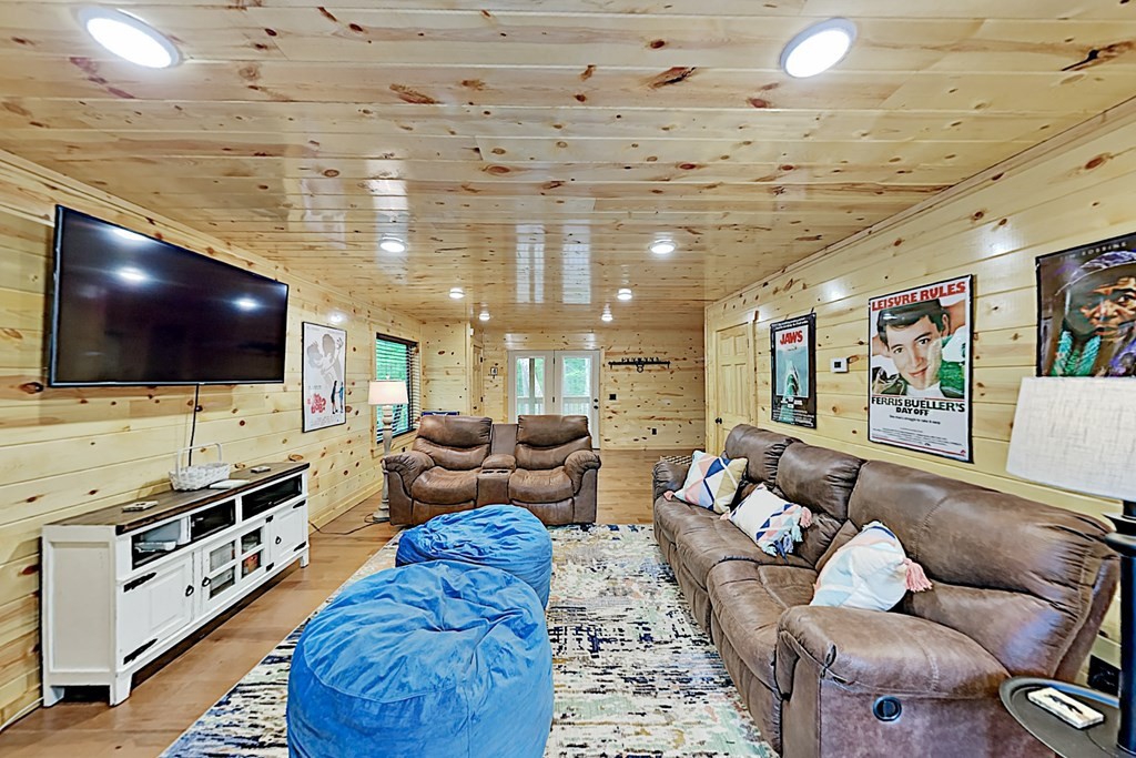4536 Powdermill Estates Road Sevierville, TN 37876 - Photo 2 of 27