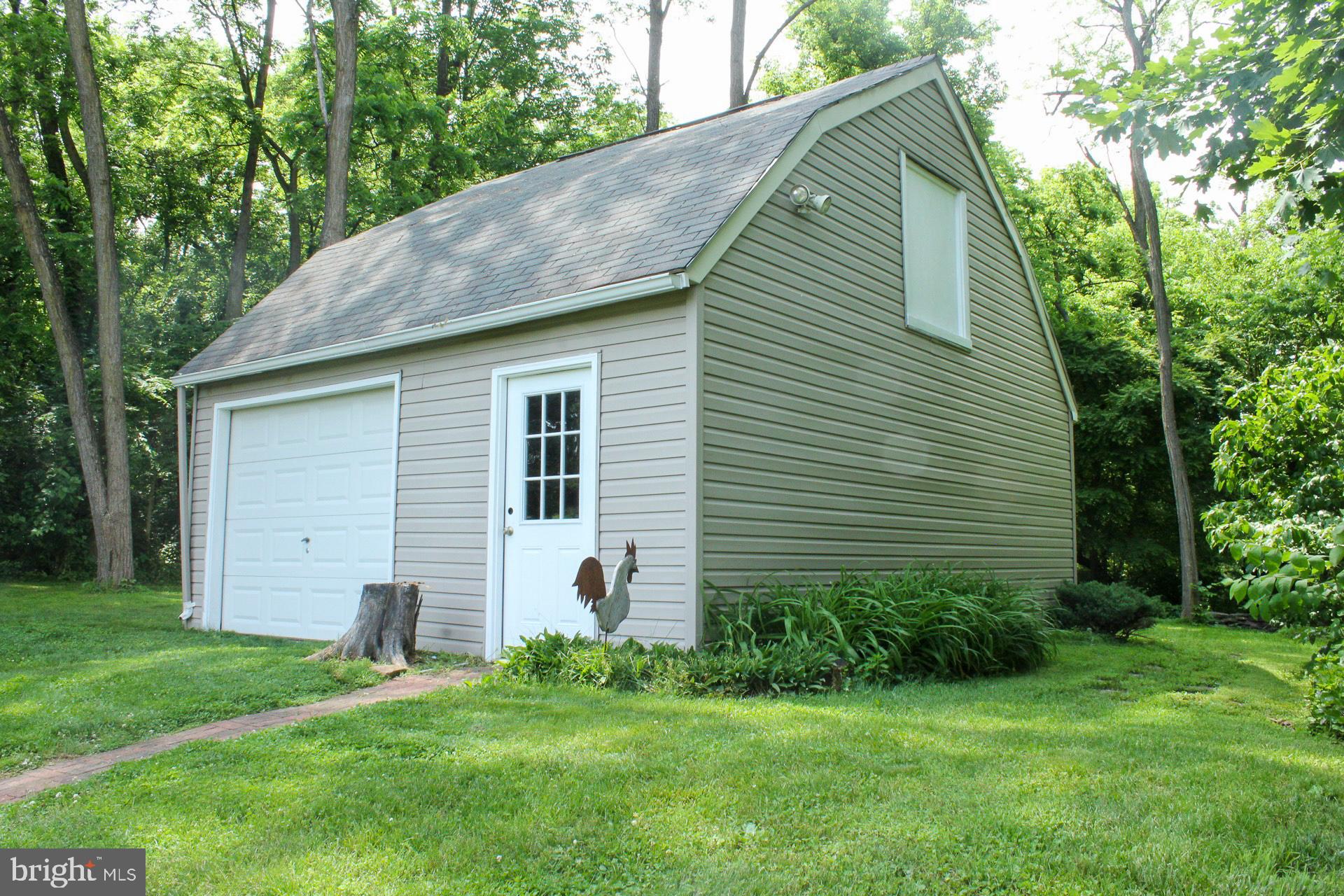 906 Alexander Spring Road Carlisle, PA 17015 - Photo 22 of 30 Gallery Image 22