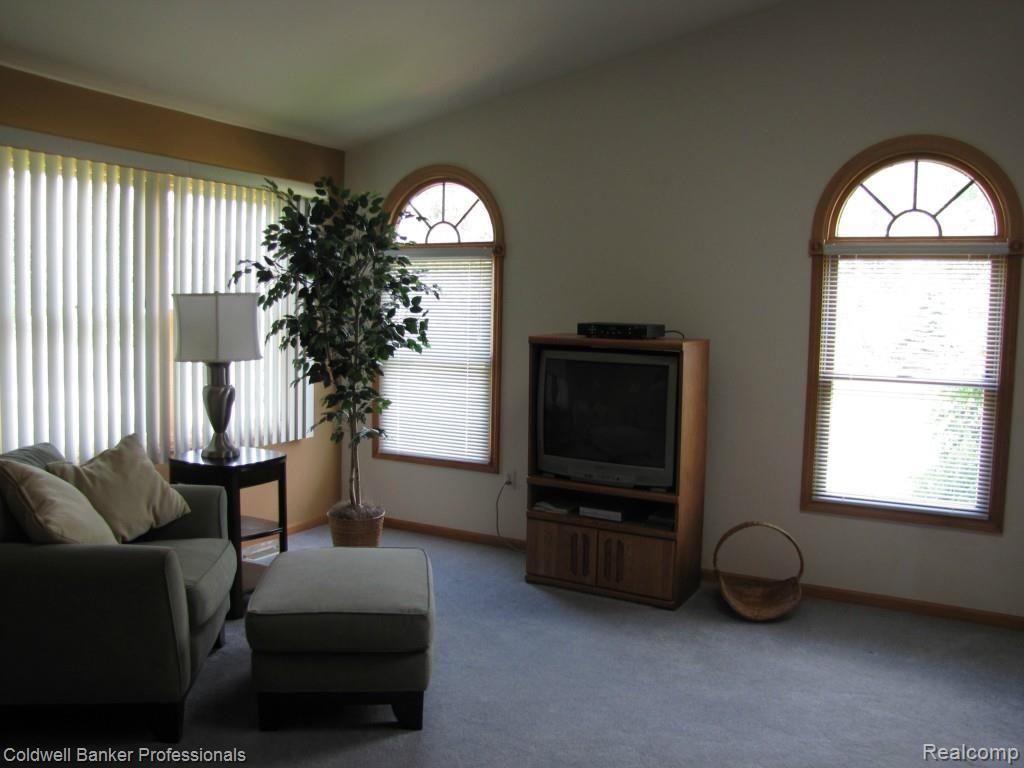 9135 Ray Road Gaines, MI 48436 - Photo 13 of 40