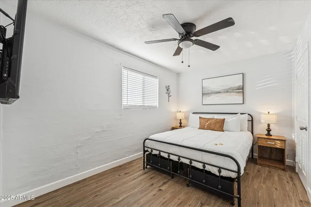 $2,300 | 299 South Oregon Street, Unit 1, Chandler, AZ 85225