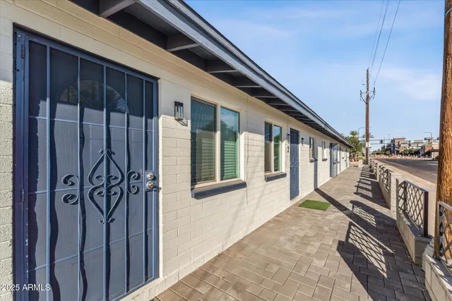 $2,300 | 299 South Oregon Street, Unit 1, Chandler, AZ 85225