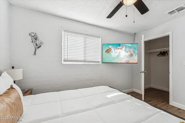 $2,300 | 299 South Oregon Street, Unit 1, Chandler, AZ 85225