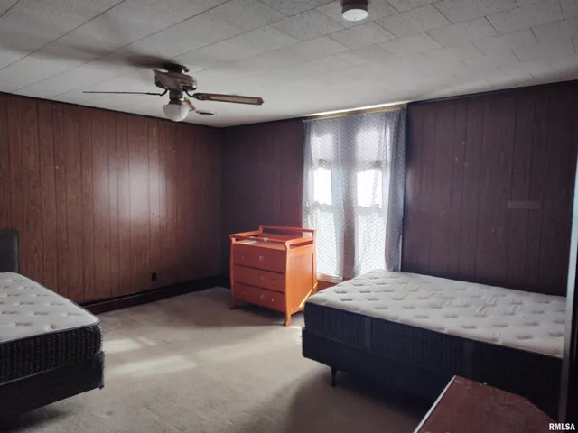 $79,000 | 201 North Washington Street, McLeansboro, IL 62859