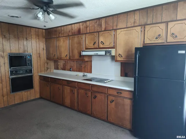 $79,000 | 201 North Washington Street, McLeansboro, IL 62859