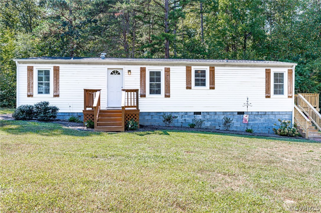 2815 Three Bridge Road Powhatan, VA 23139 - Photo 1 of 30 Gallery Image 1