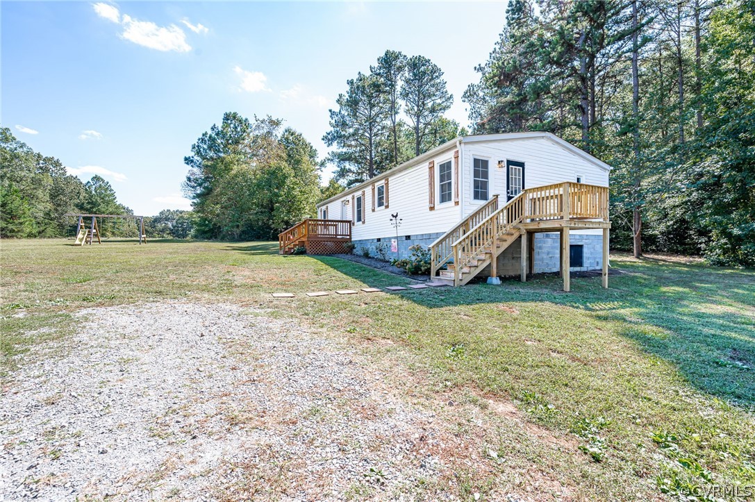 2815 Three Bridge Road Powhatan, VA 23139 - Photo 3 of 30 Gallery Image 3