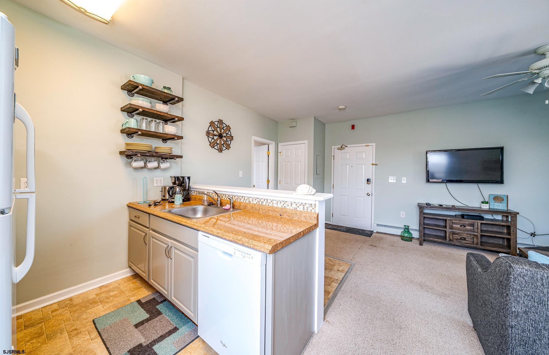 986 Boardwalk, Unit D Ocean City, NJ 08226 - Photo 12 of 25