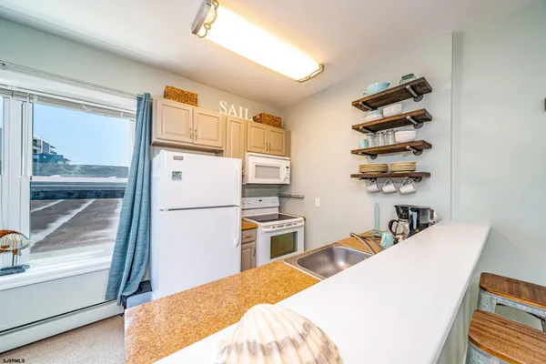 $22,800 | 986 Boardwalk, Unit D, Ocean City, NJ 08226