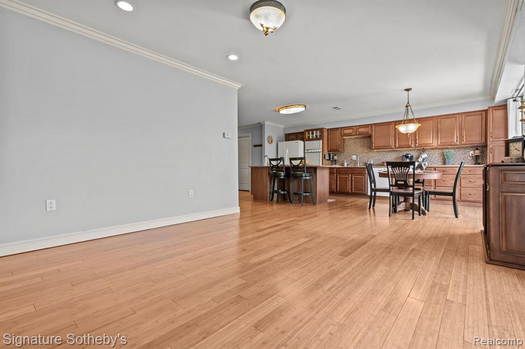 1675 Riverside Drive, Unit 12 Rochester Hills, MI 48309 - Photo 12 of 29