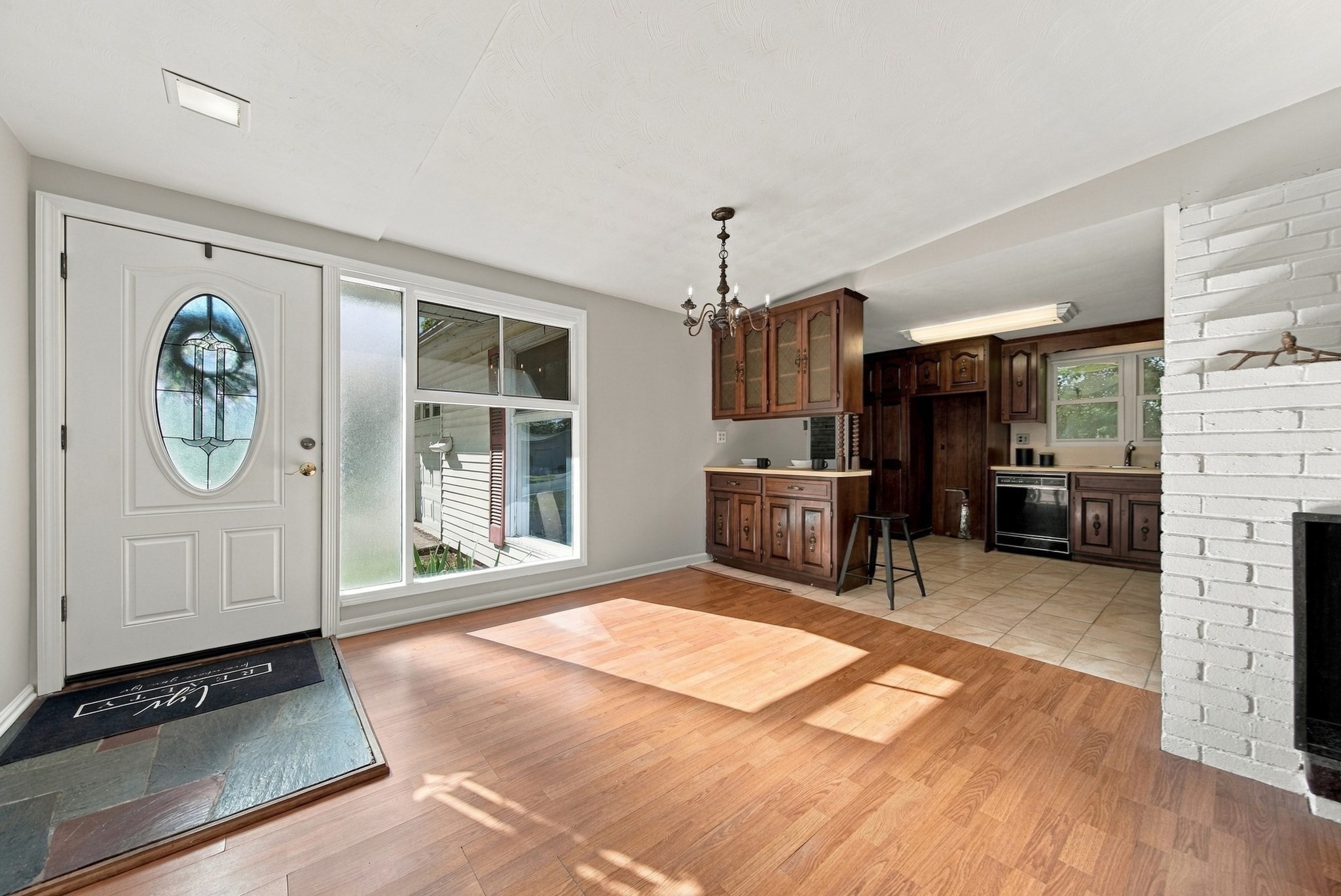 32 Curwen Road Peabody, MA 01960 - Photo 11 of 34 Gallery Image 11