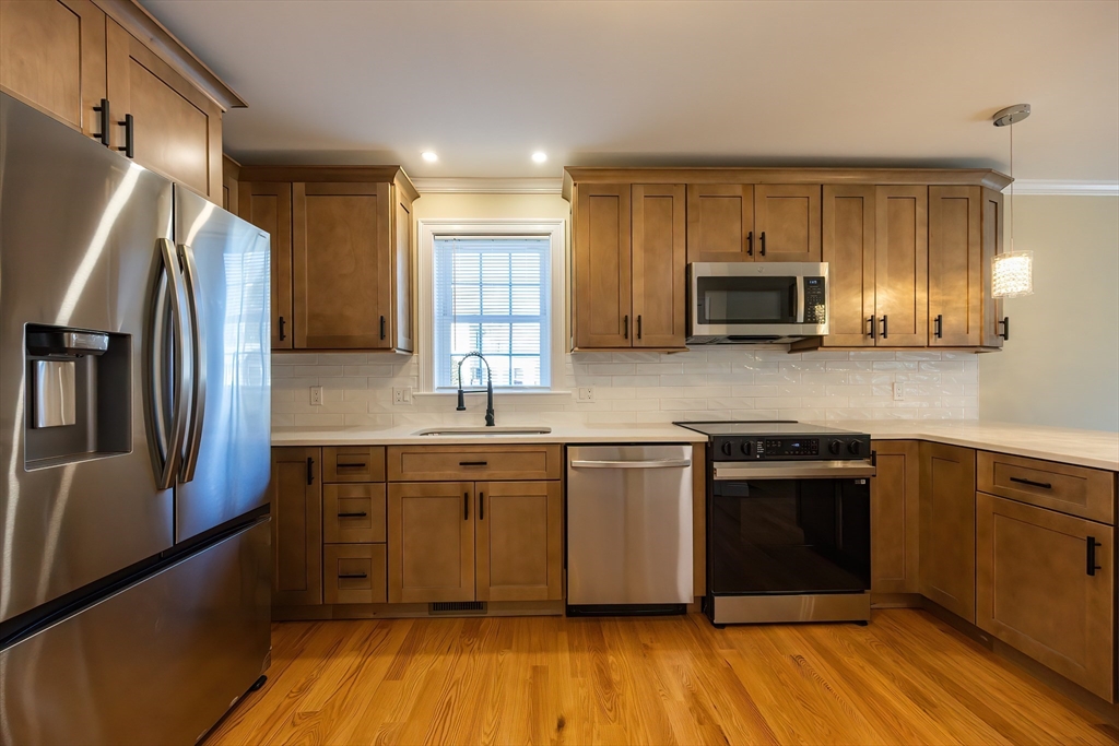 50 Pullman Avenue, Unit A Attleboro, MA 02703 - Photo 5 of 33