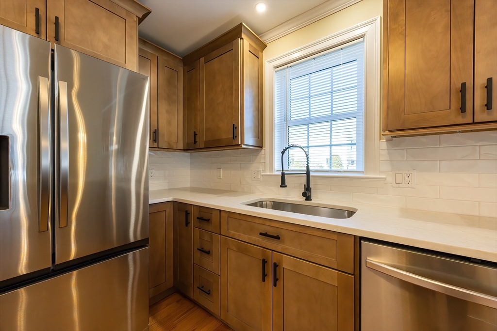 50 Pullman Avenue, Unit A Attleboro, MA 02703 - Photo 7 of 33