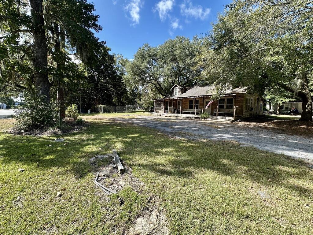 D9FD9AFC-9B25-49F5-B8F2-64964862E027_1_1