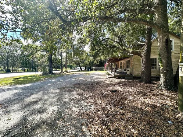 $225,000 | 1420 Highway 52, Moncks Corner, SC 29461