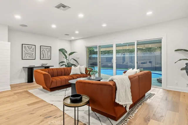 $1,599,000 | 5725 Rhodes Avenue, Valley Village, CA 91607