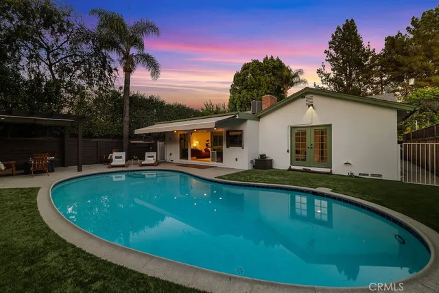 $1,599,000 | 5725 Rhodes Avenue, Valley Village, CA 91607